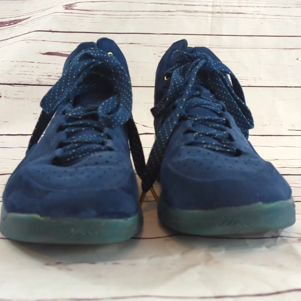 Under Armour Curry 1 Lux mid suede sneakers shoes